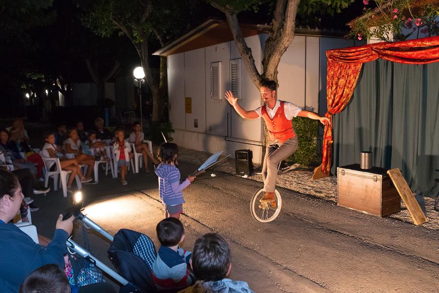 Camping Villaggio Turistico Johnny  – Foto 6